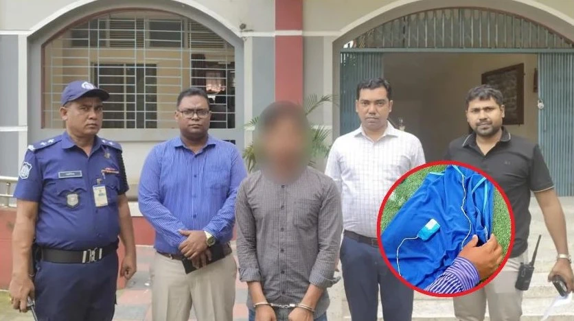 বারবার কাশি দিয়ে ধরা চাকরিপ্রার্থী